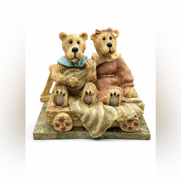 Vintage Bear Couple On Wagon With Banjo 4x4x3” - Picture 2 of 8